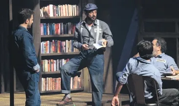 Kerem Alışık sahnede devleşti