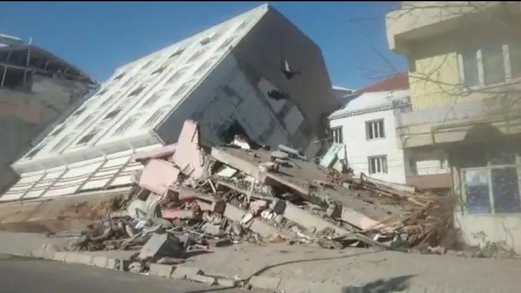 Depremin şiddeti 11’e kadar çıktı! Prof. Dr. Hasan Sözbilir’den çarpıcı deprem açıklaması: ’Buranın özel bir yeri var’