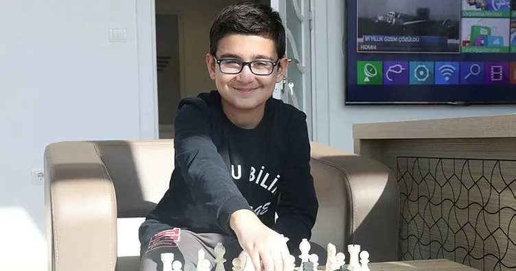 Üç yaşında satranca başlayan Efe’nin hayali ‘grand master’ olmak