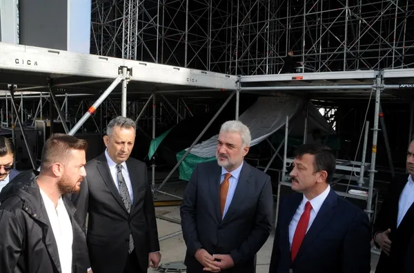 buyuk-filistin-mitingi-oncesi-milyonlara-cagri-yapildi-1698398635795.jpg
