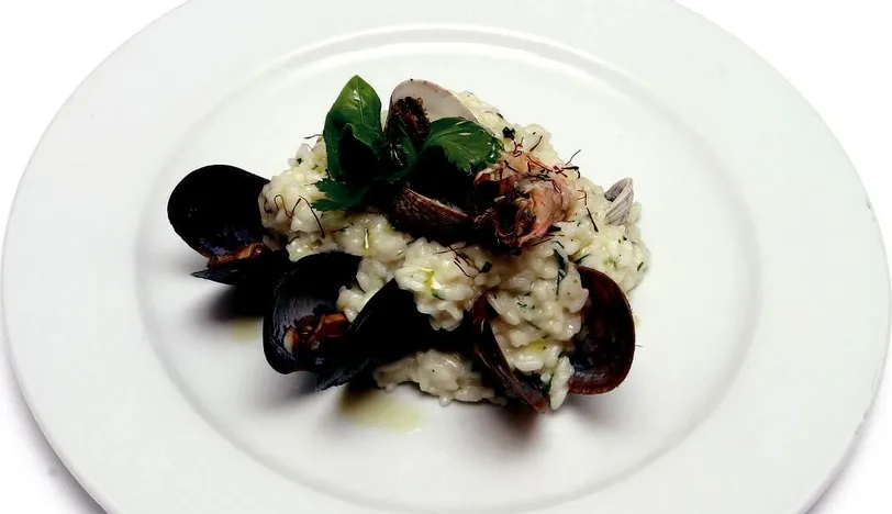 Kum Midyeli Ve Karidesli Risotto