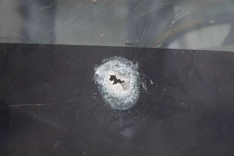 Teröristlerin vurduğu sivillerin imdadına Mehmetçik koştu