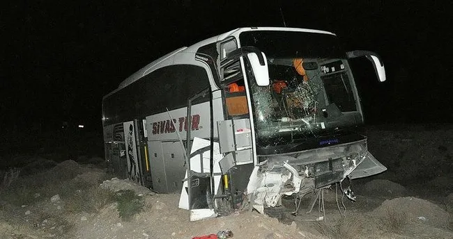 Yozgat Ta Yolcu Otobusu Devrildi 10 Yarali Son Dakika Haberler