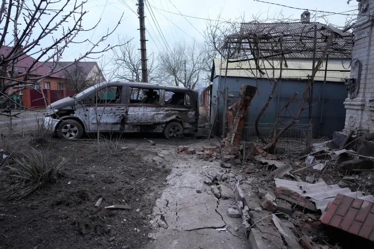 SON DAKİKA: RUSYA UKRAYNA SAVAŞI dehşete düşürüyor! Kiev bombalanıyor! Harkov kuşatıldı! NATO, Ukrayna ve Rusya'dan flaş açıklamalar