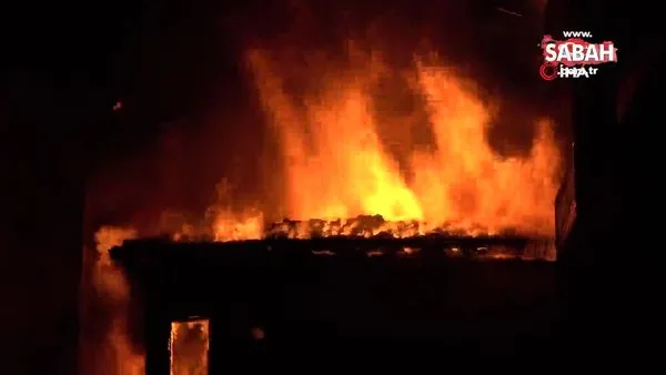Son dakika... Bursa’da iki katlı binada çıkan yangın mahalleliyi korkuttu | Video