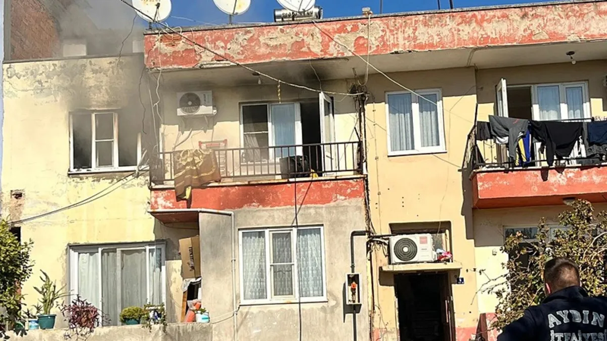 Aydın’da ev yangını; 18 yaşındaki Makbule öldü, 3 yaralı Aydın’da ev yangını; 18 yaşındaki Makbule öldü, 3 yaralı