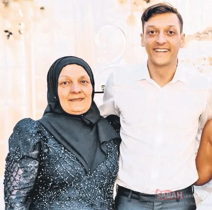 Mesut Özil’e anne nasihati! Dünyaca ünlü futbolcu ’duvarımda asılı’ diyerek açıkladı