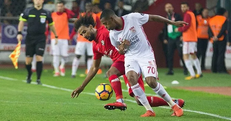 Antalyaspor sahasında Sivasspor’a mağlup oldu