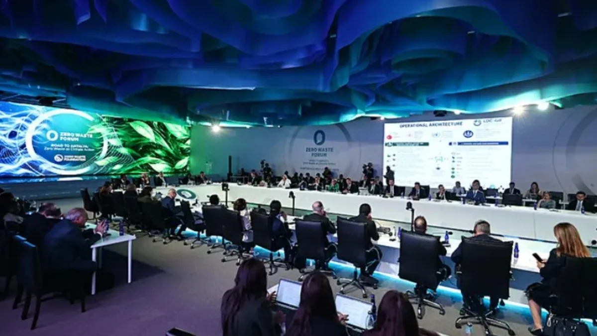 Sıfır Atık Forumu’nda “Küresel Sıfır Atık Bölgeleri Girişimi” tanıtıldı Sıfır Atık Forumu’nda “Küresel Sıfır Atık Bölgeleri Girişimi” tanıtıldı