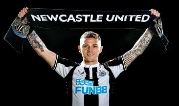 Newcastle United ilk transferini yaptı! Kieran Trippier imzayı attı