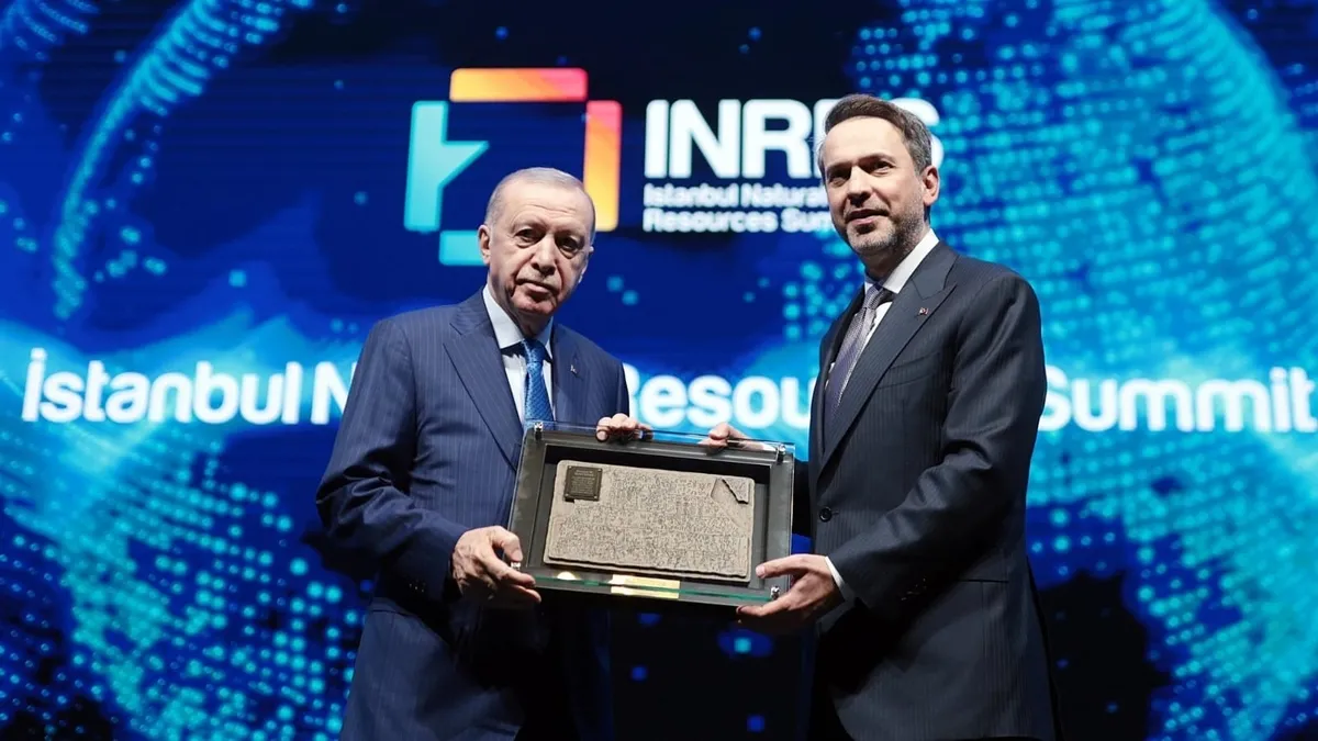 Bakan Bayraktar: Daha güvenli bir gelecek inşa etmek adına İstanbul’da buluşuyoruz Bakan Bayraktar: Daha güvenli bir gelecek inşa etmek adına İstanbul’da buluşuyoruz