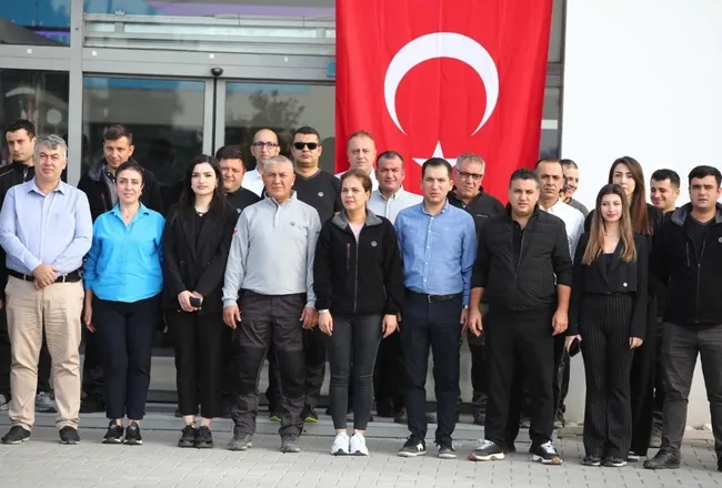 son-dakika-saat-0905-gece-hayat-durdu-iste-yurdun-dort-bir-yanindan-kareler-1762758120135.jpg (1104×748)