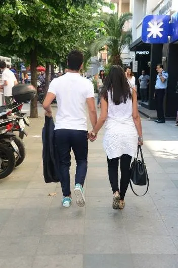 Arda Turan ile Aslıhan Doğan ilk kez el ele