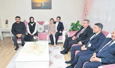 Bakan Derya Yanık, şehit ailesini ziyaret etti #adana Bakan Derya Yanık, şehit ailesini ziyaret etti #adana