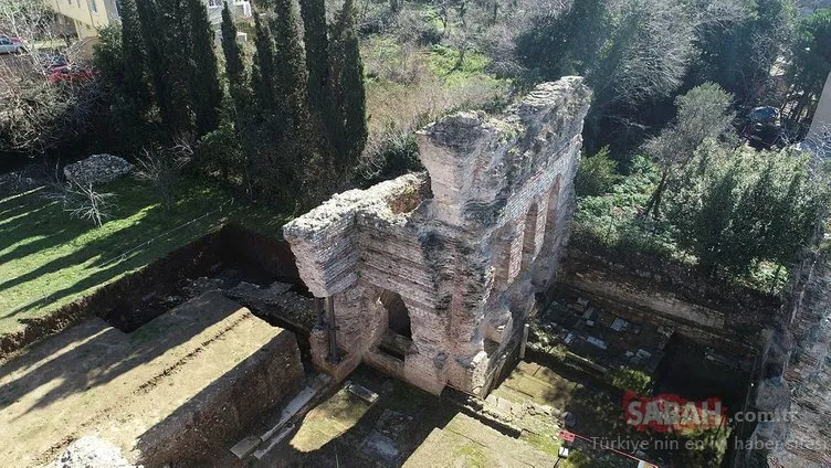 Sinop’ta Hz. İsa’nın çarmıha gerildiği haçı muhafaza eden taş sandık bulundu