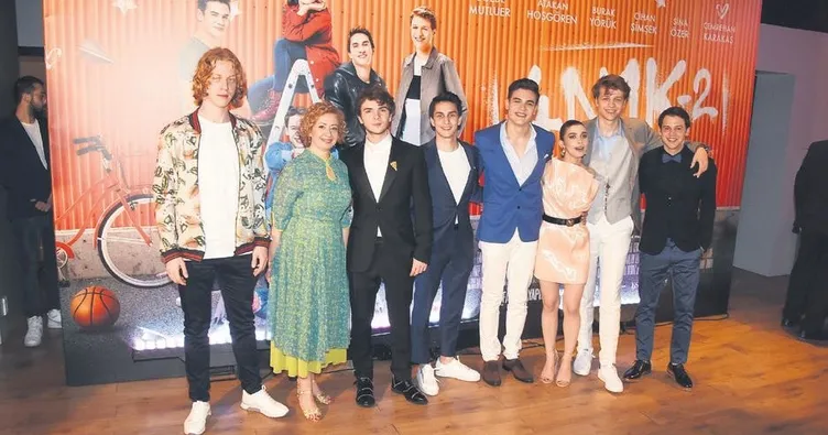 İyi kalpli çete yeniden bir arada