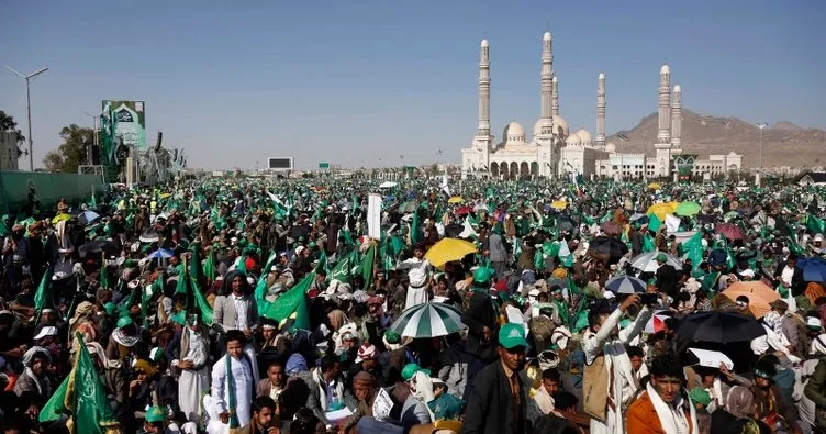 Yemen’de düzenlenen Mevlid Kandili etkinliğine on binler katıldı