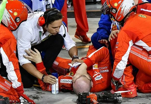 Raikkonen mekanikerin bacağını kırdı!