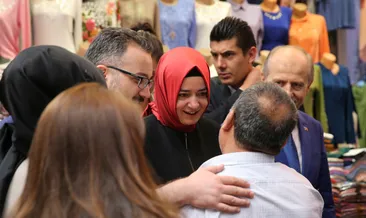 Mazlumların umudu olan bir liderin arkasından yürüyoruz