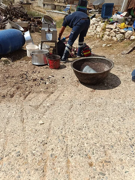 Yol tartışması tartışması vahşete dönüştü! Baba, oğul ve gelin hayatını kaybetti