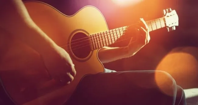 icimdeki duman akor ve sarki sozleri burada ilyas yalcintas icimdeki duman kolay akorlari kultur sanat haberleri