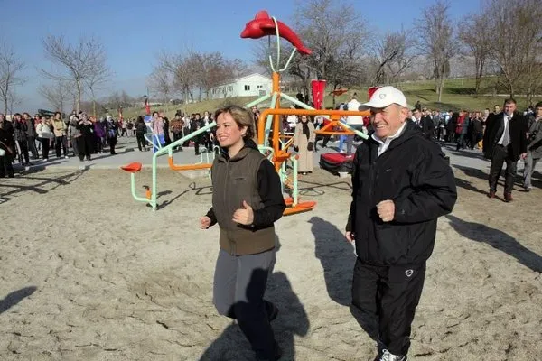 Kadir Topbaş pilates yaptı