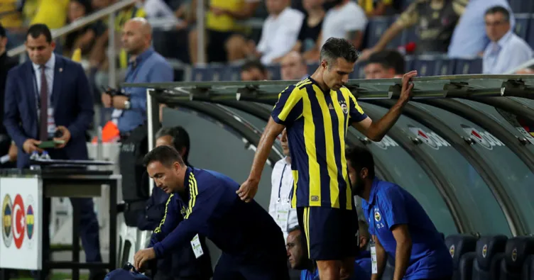 Tribünlerden Van Persie’ye tepki