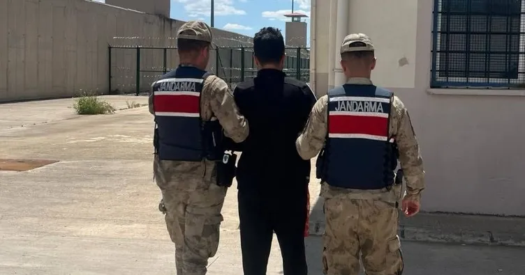 Göçmen kaçakçısı jandarmaya yakalandı