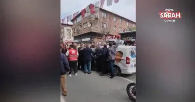 CHP’liler Memleket Partisi aracının yolunu kesti! Sürücüyü darbedip araca zarar verdiler