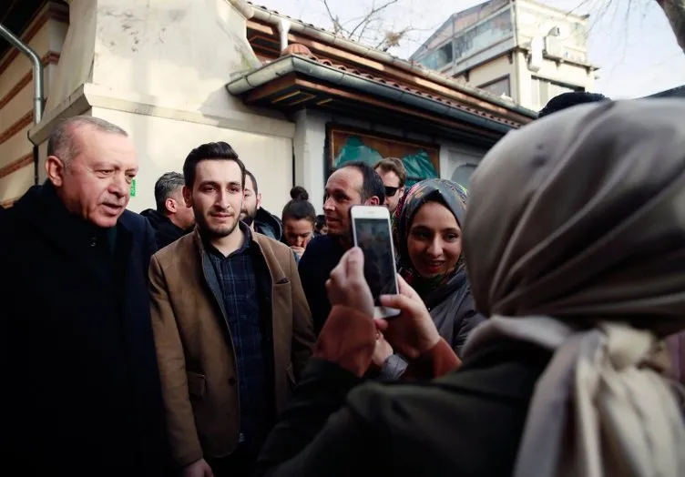 Erdoğan tarihi Çınaraltı’nda vatandaşlarla sohbet etti