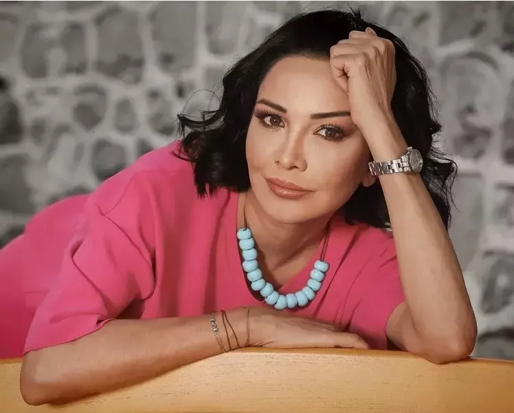 Avrupa Yakası’nın sarışın afetiydi! Evrim Akın’ın yeni saç imajını takipçilerini hayal kırıklığına uğrattı! Tam bir fiyasko