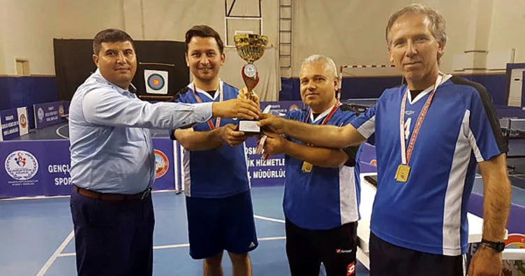 Masa tenisi şampiyonları belli oldu