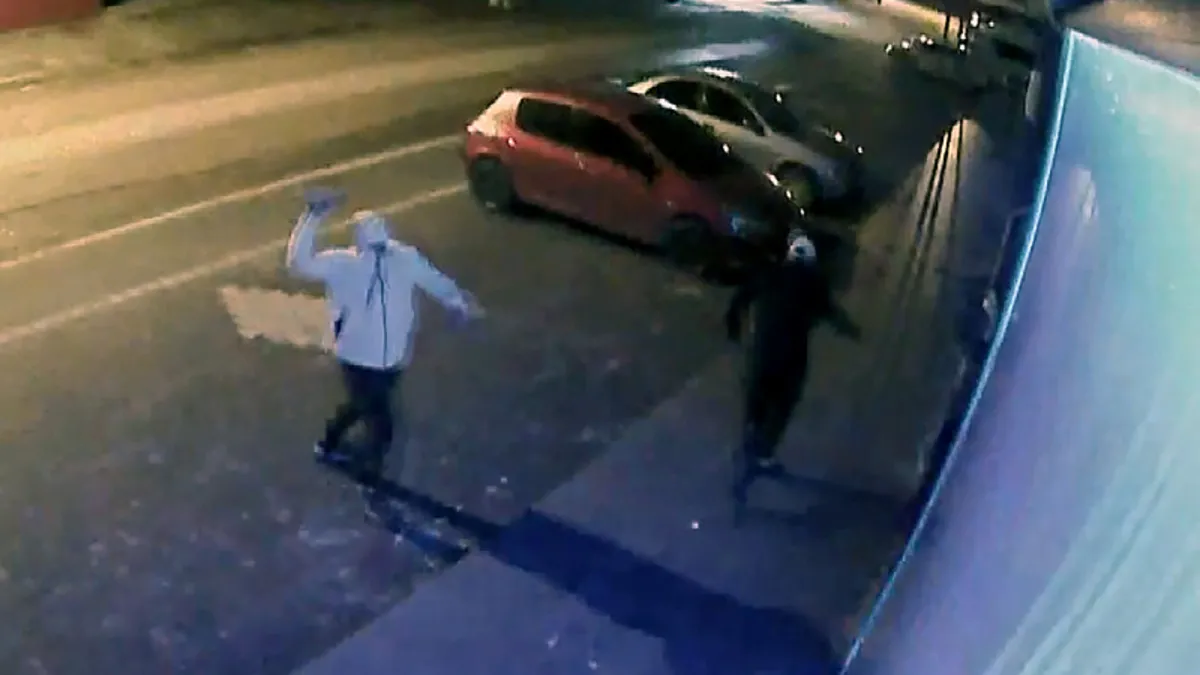 Düğün organizatörü kız kardeşlerin iş yerine saldırmışlardı! Suçlarını itiraf ettiler: Alacağımız vardı Düğün organizatörü kız kardeşlerin iş yerine saldırmışlardı! Suçlarını itiraf ettiler: Alacağımız vardı