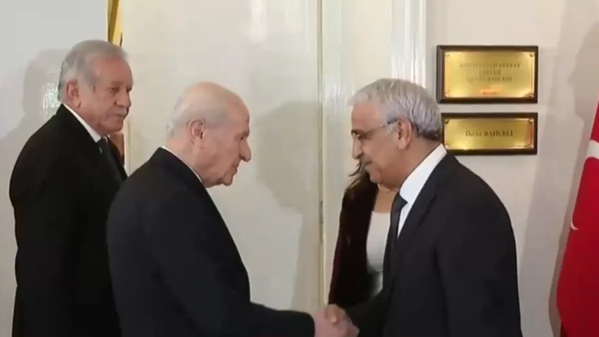 Son dakika | DEM Parti heyetinden MHP lideri Devlet Bahçeli'ye ziyaret! Terörsüz Türkiye sürecinde kritik viraj...