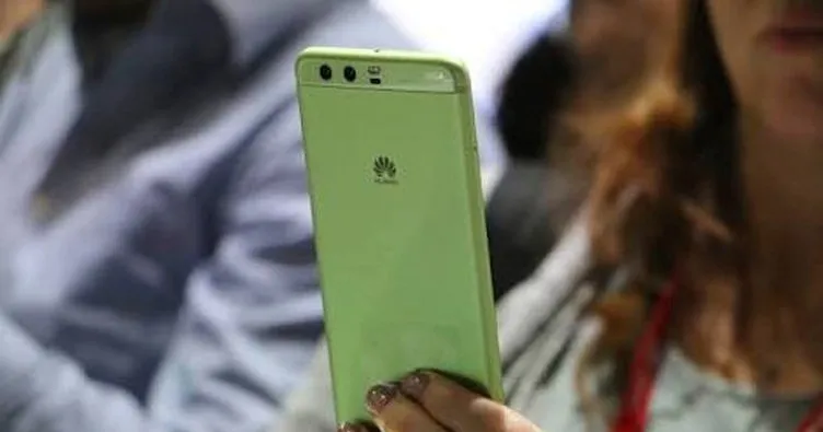 Huawei P11, iPhone X gibi çıkıntıya sahip olabilir