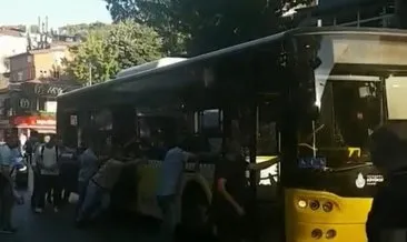 İstanbul’da tanıdık görüntüler! Üsküdar’da arızalanan İETT otobüsünü vatandaşlar itti