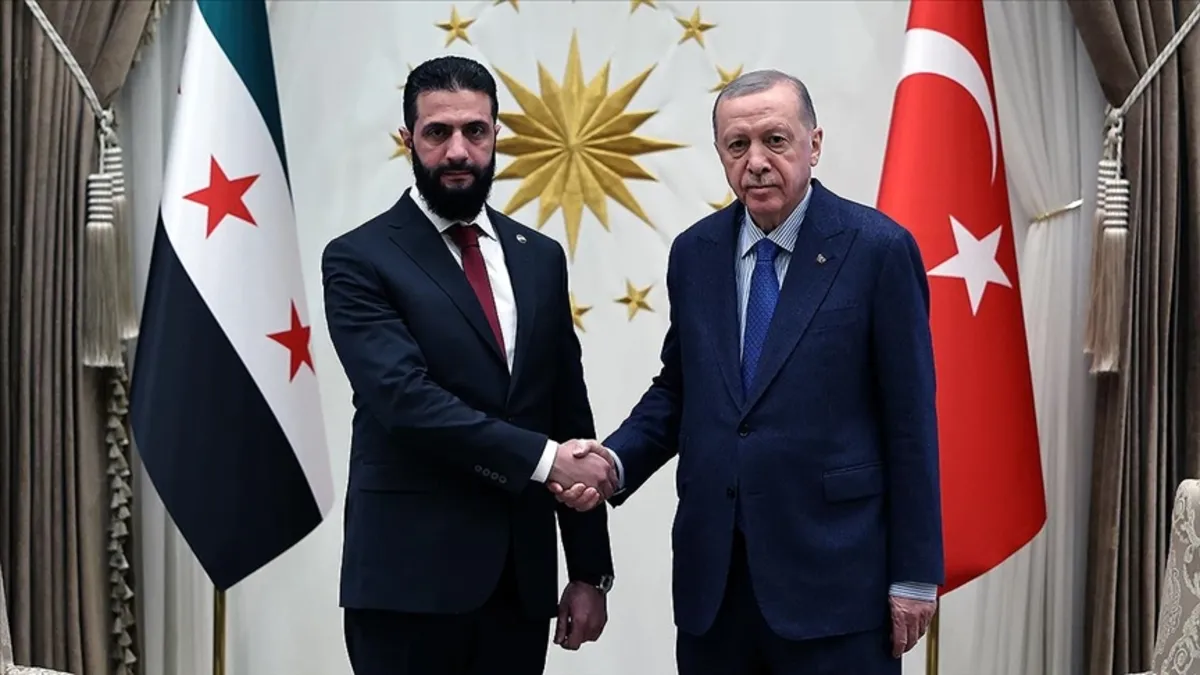 SON DAKİKA | Başkan Erdoğan, Suriye Cumhurbaşkanı Şara ile görüştü SON DAKİKA | Başkan Erdoğan, Suriye Cumhurbaşkanı Şara ile görüştü