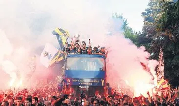 Sarı-lacivert bayram!