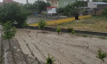 Nevşehir’i sel vurdu