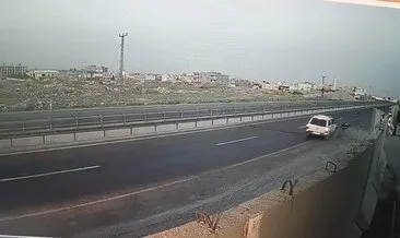Nusaybin’de dur' ihtarına uymayan sürücü, yola kapan atan polis memuruna ciple çarparak yaraladı #mardin