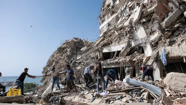 venezuelada-sarsintilar-suruyor-46-buyuklugunde-deprem-meydana-geldi-1782747841596.jpg Venezuela'da sarsıntılar sürüyor: 4,6 büyüklüğünde deprem meydana geldi!