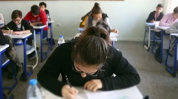 Fransa’da eğitim krizi: Sıralamada sonlarda yer aldı