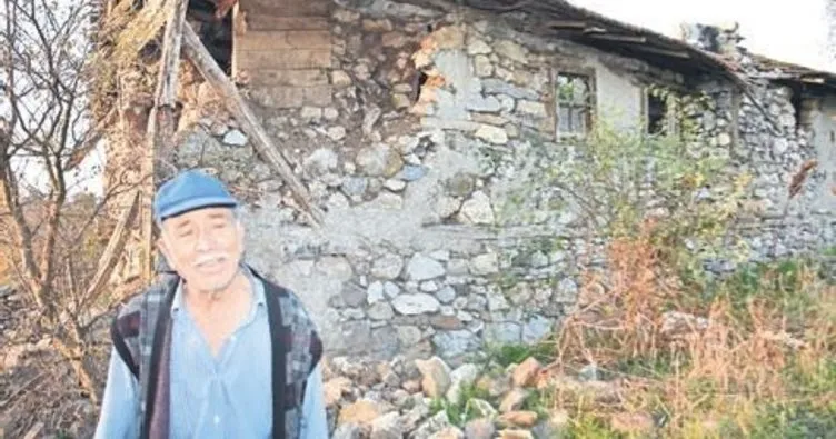 Evi yıkıldı Kızılay ve belediye sahip çıktı