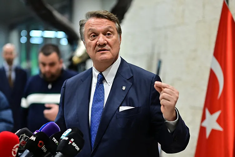 SON DAKİKA: Beşiktaş’ta Giovanni Van Bronckhorst gönderildi! Alacağı tazminat belli oldu