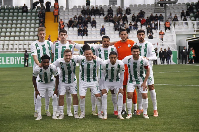 1-ligde-kume-dusen-4-takim-serikspor-oldu-1776610870016.jpeg