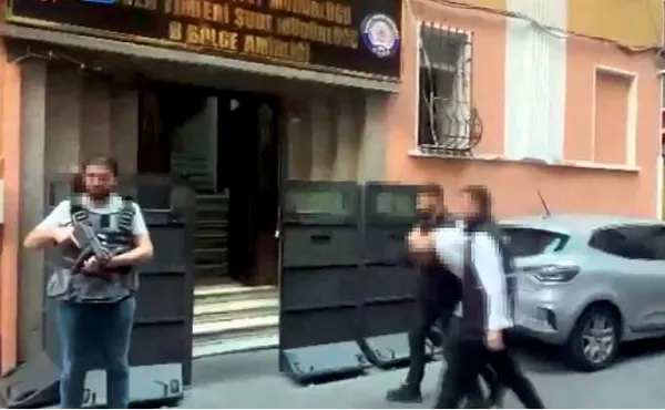 sislide-bir-evden-televizyon-ve-klima-caldigi-belirlenen-supheli-tutuklandi-1786032411401.jpg