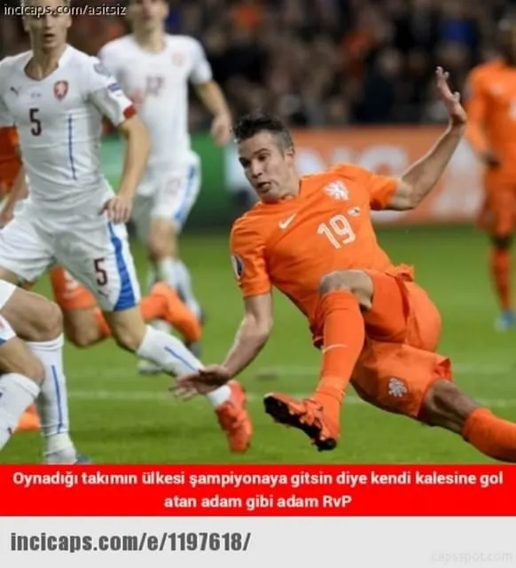 Türkiye-İzlanda maçının capsleri sosyal medyayı salladı!