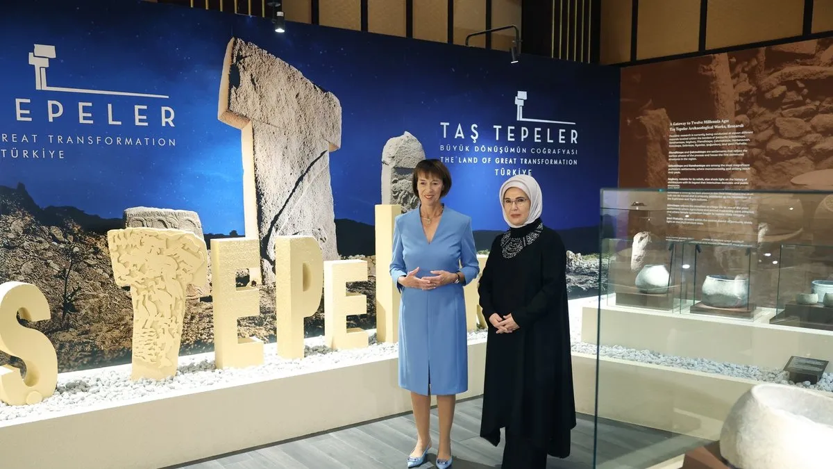 Emine Erdoğan’dan Almanya Başbakanı Merz’in eşiyle yaptığı ziyaretlere ilişkin paylaşım Emine Erdoğan’dan Almanya Başbakanı Merz’in eşiyle yaptığı ziyaretlere ilişkin paylaşım