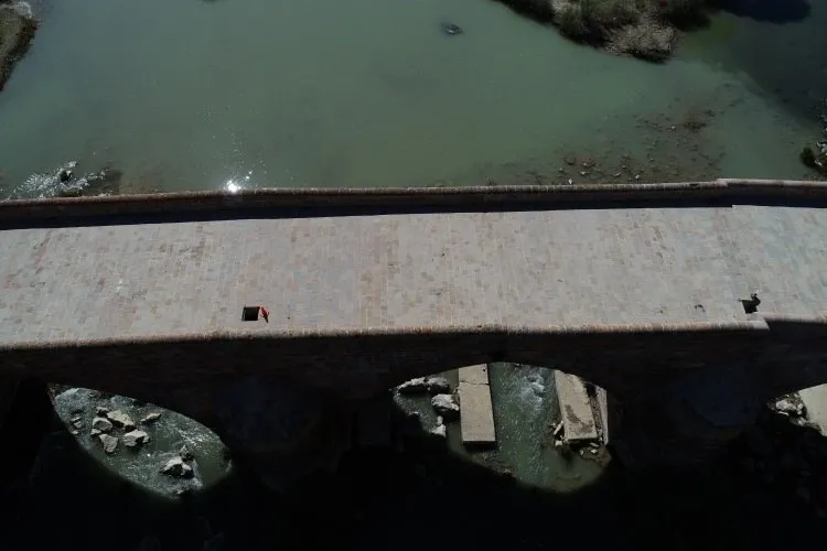 Ecdadın mühendislik harikası köprü yüzyıllardır ayakta