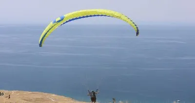Van'da Doğu Anadolu Bölgesi Yamaç Paraşütü Yarışması Başladı #van